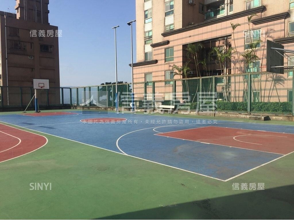 新北市汐止區白雲山莊待售房屋
