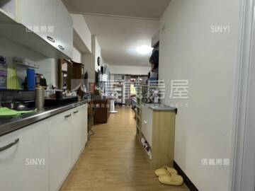 都市休閒家待售房屋