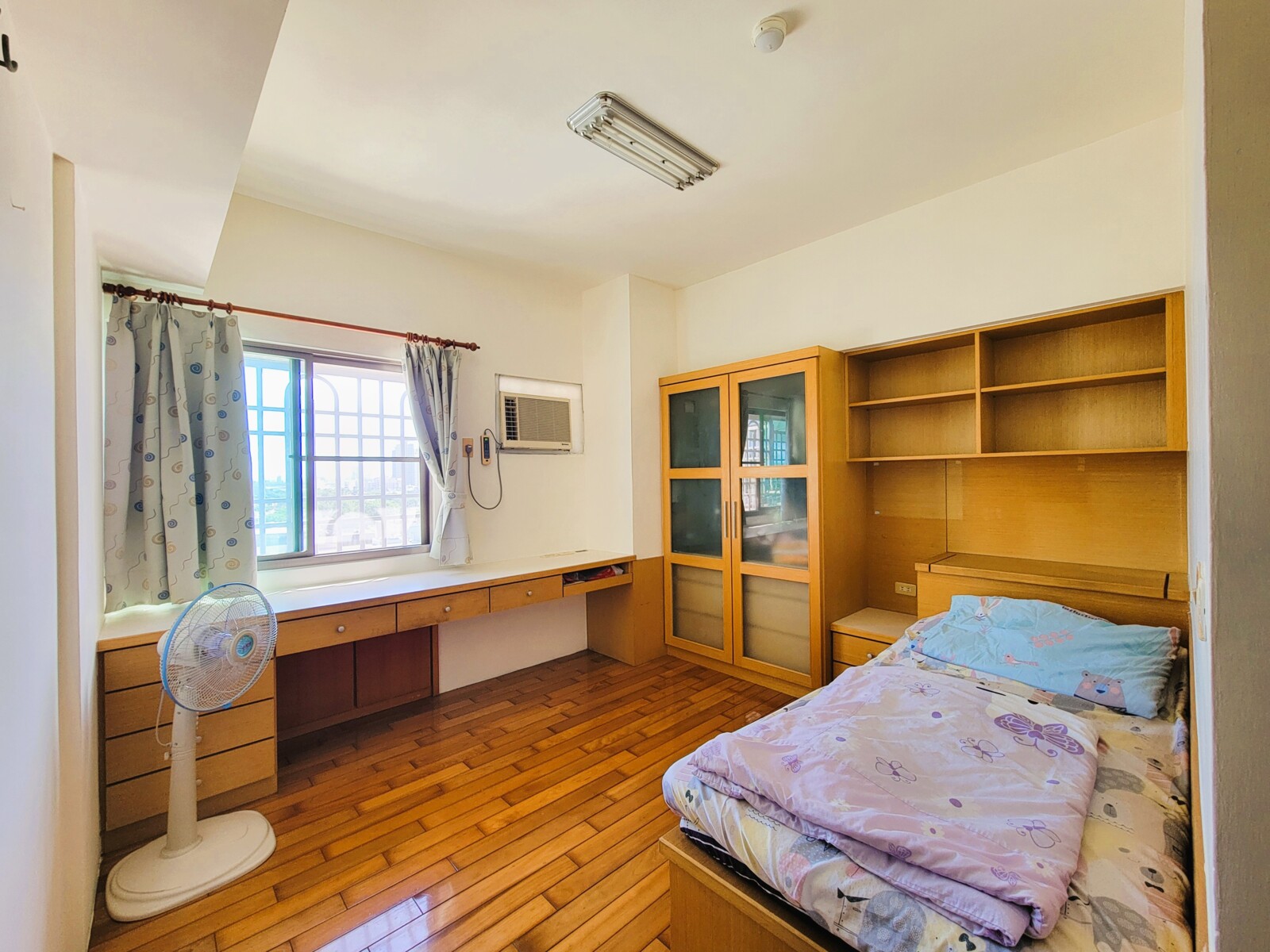 樂屋_高雄市鳳山區諾貝爾大廈待售房屋 高雄市鳳山區諾貝爾大廈待售房屋