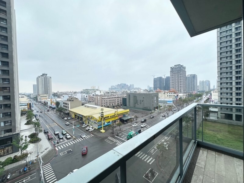 台南市安平區府都Double1待售房屋