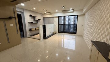 多城國際M待售房屋