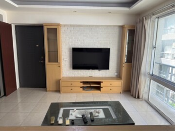 煙波海宴整層平面車位華夏 - Image 1