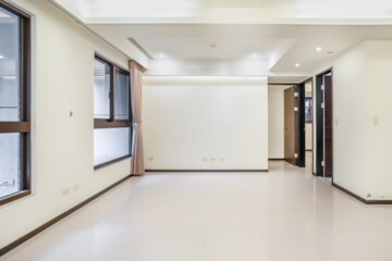 聯勤四季紅待售房屋