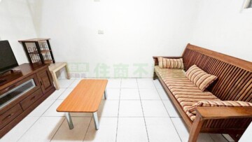 萬能及第待售房屋