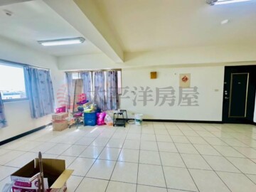 鵬業鹿東路透天待售房屋