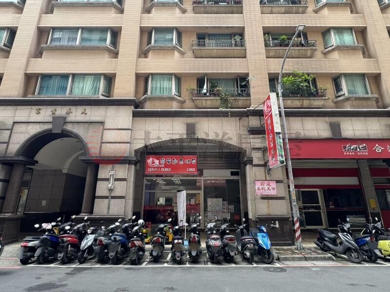 泰山買房賣屋富貴金店面