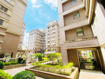 中正雲端待售房屋