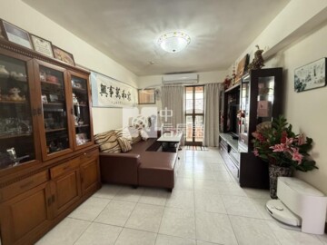 吉峰豐年街117巷華廈待售房屋