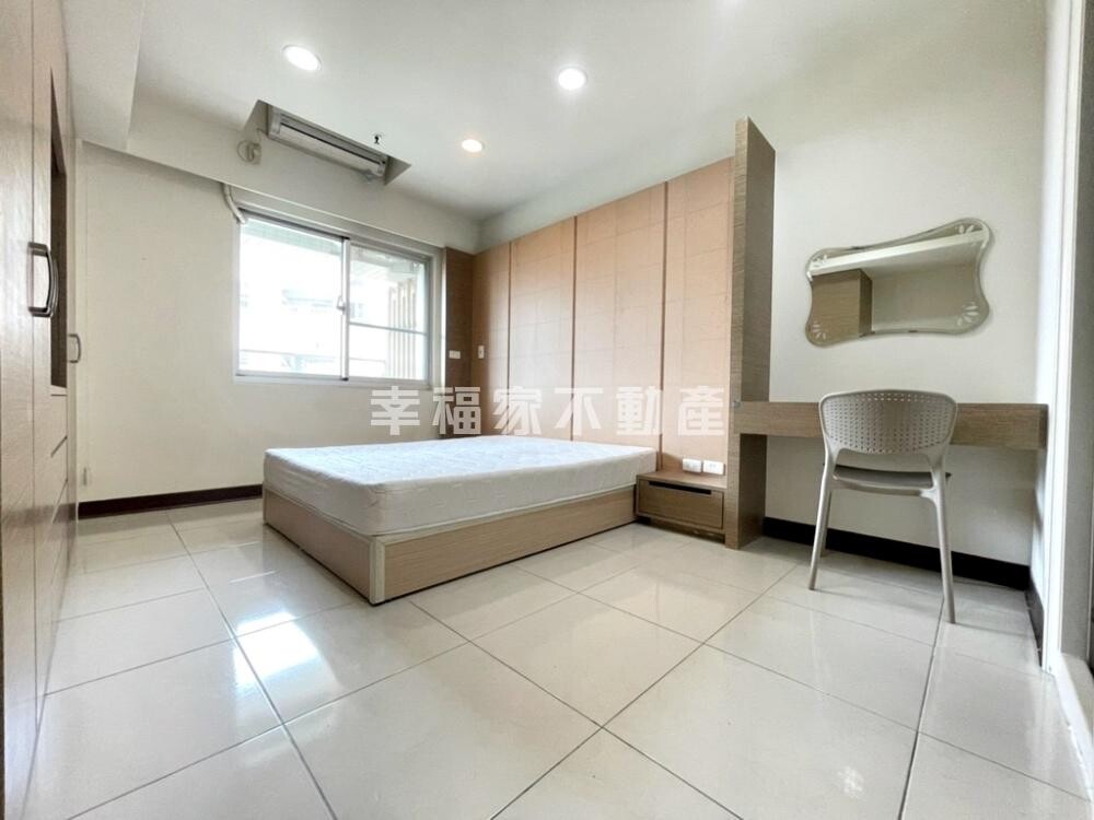樂屋_台南市北區世紀之門待售房屋 台南市北區世紀之門待售房屋