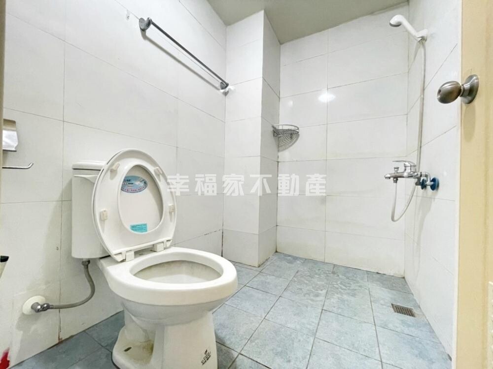 樂屋_台南市北區世紀之門待售房屋 台南市北區世紀之門待售房屋