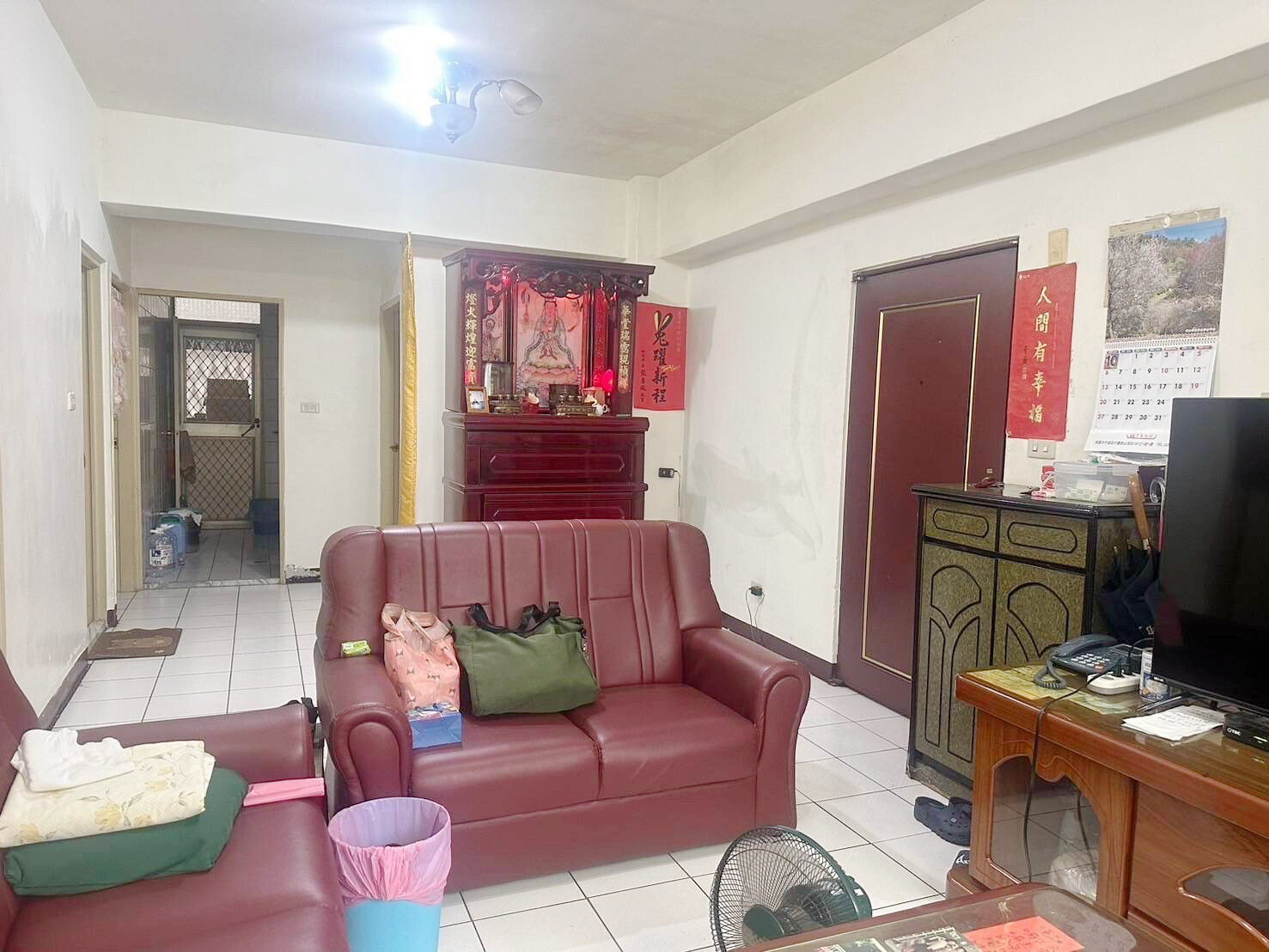 近中壢家樂福美三房