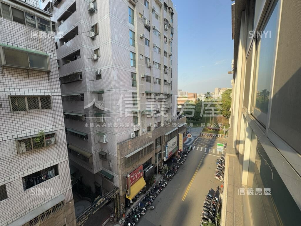 台中市西屯區U行館待售房屋