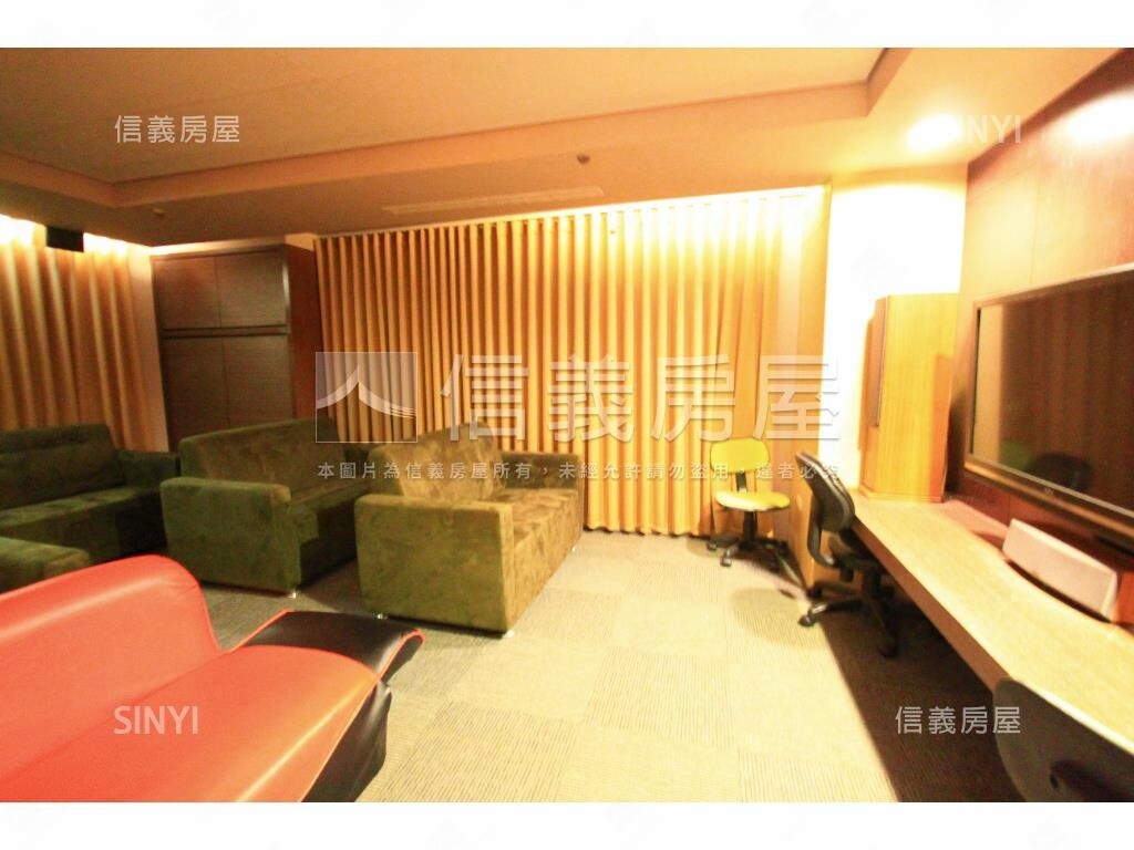 台中市西屯區U行館待售房屋
