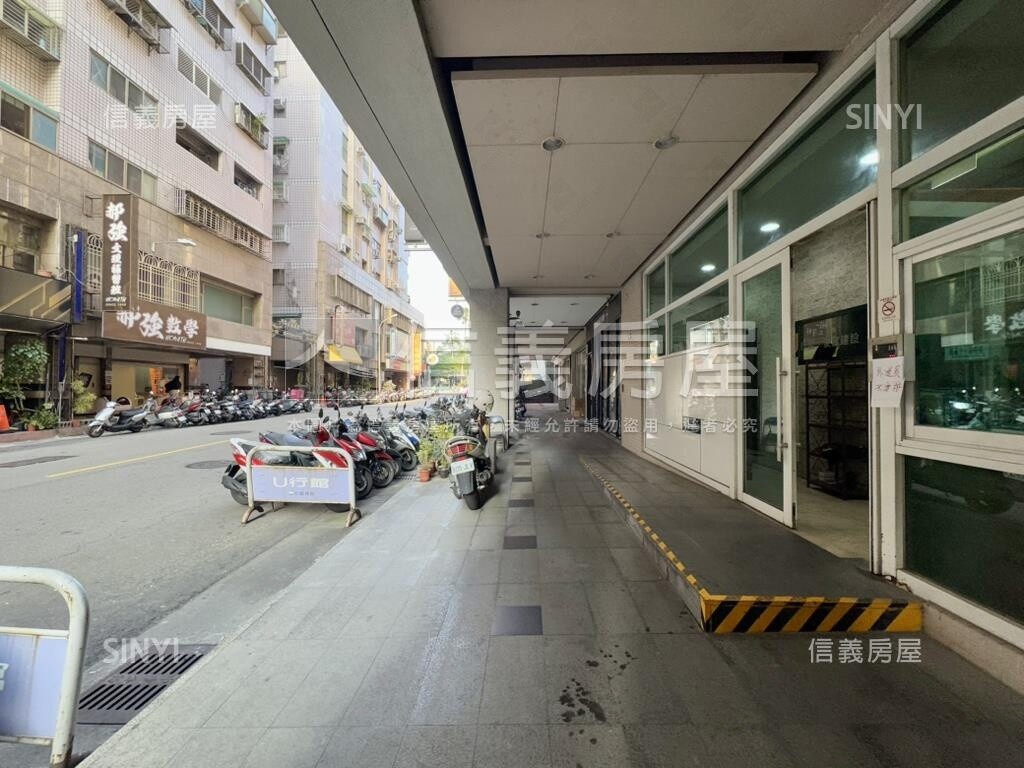 台中市西屯區U行館待售房屋