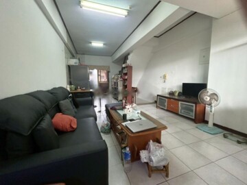 金碧輝煌待售房屋