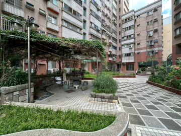 大明頂鼎待售房屋