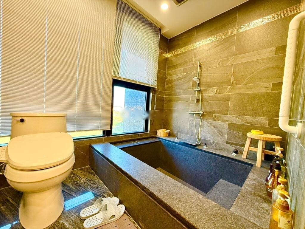 宜蘭縣頭城鎮晏京山嶼海待售房屋