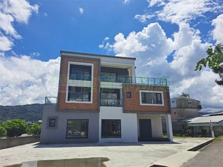 三星市區旁大面寬農舍