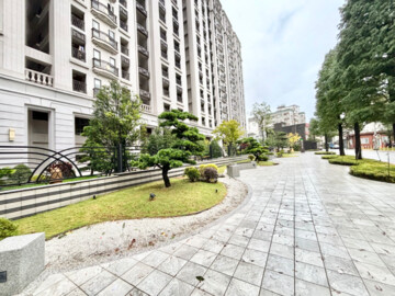 鼎藏青庭大樓區待售房屋