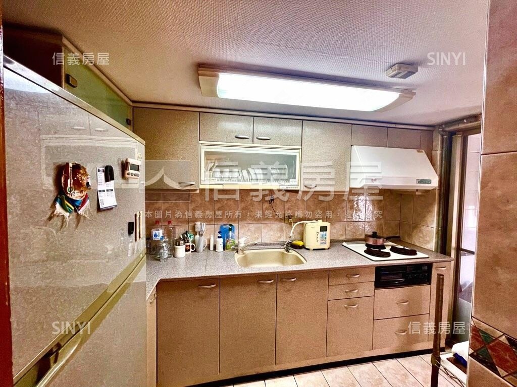樂屋_台中市南屯區海德堡藝術廣場待售房屋 台中市南屯區海德堡藝術廣場待售房屋