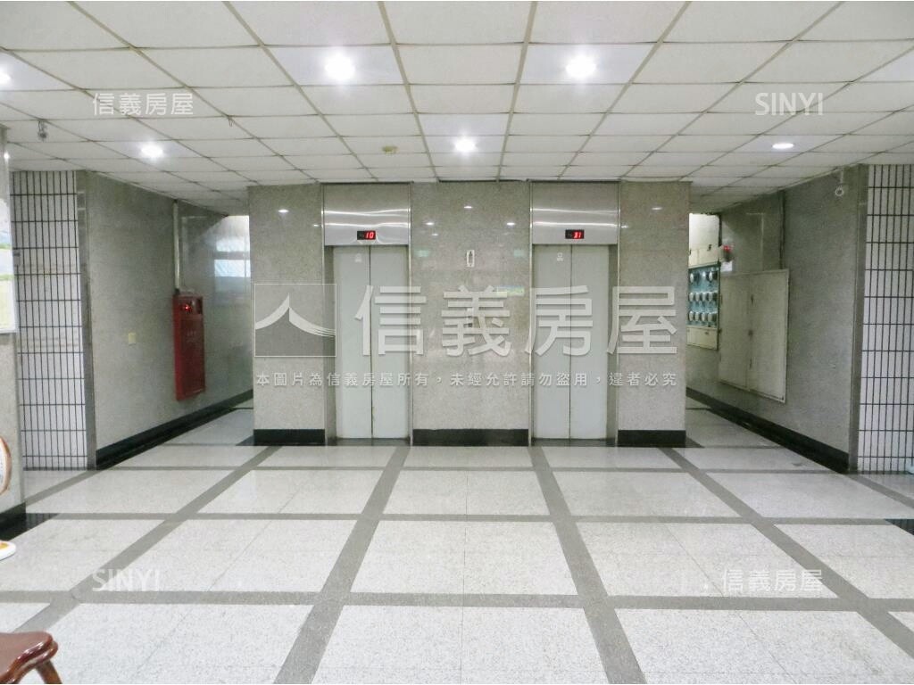 新北市新店區君臨大地待售房屋