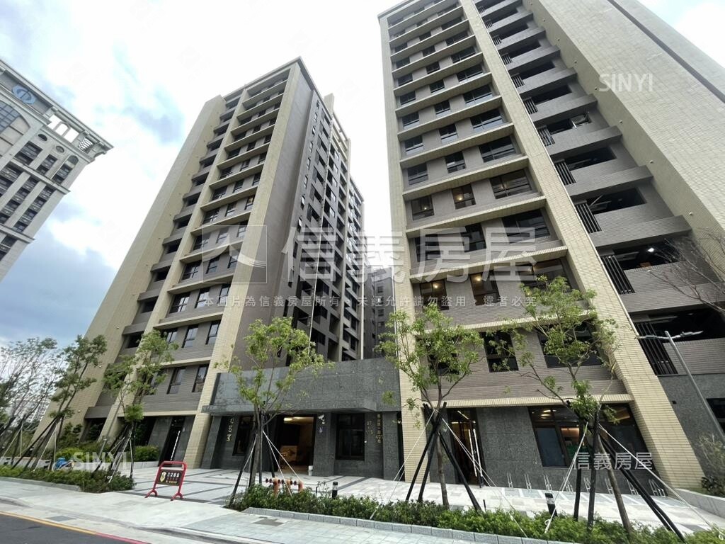 佳瑞心公園兩房車位