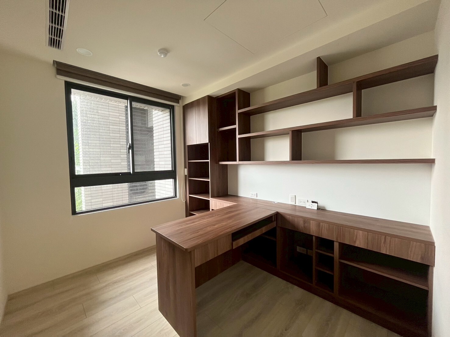 樂屋_台中市南屯區大塊森鄰待售房屋 台中市南屯區大塊森鄰待售房屋