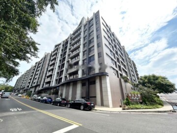 雲天大地待售房屋