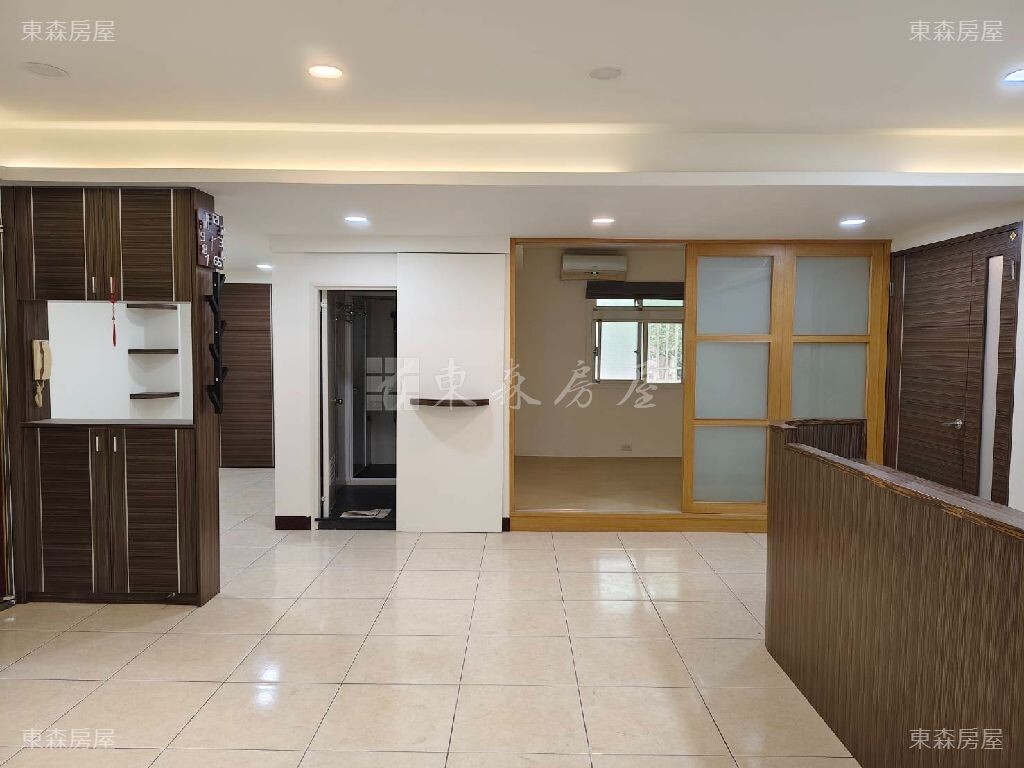 C147府中捷運三樓公園居