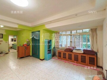 南方庭園待售房屋