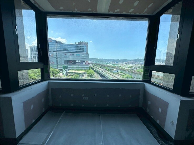 新北市新莊區遠雄九五待售房屋