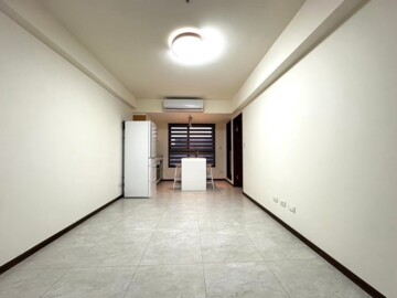 星野景觀2房+平面車位，請找威廉 - Image 1