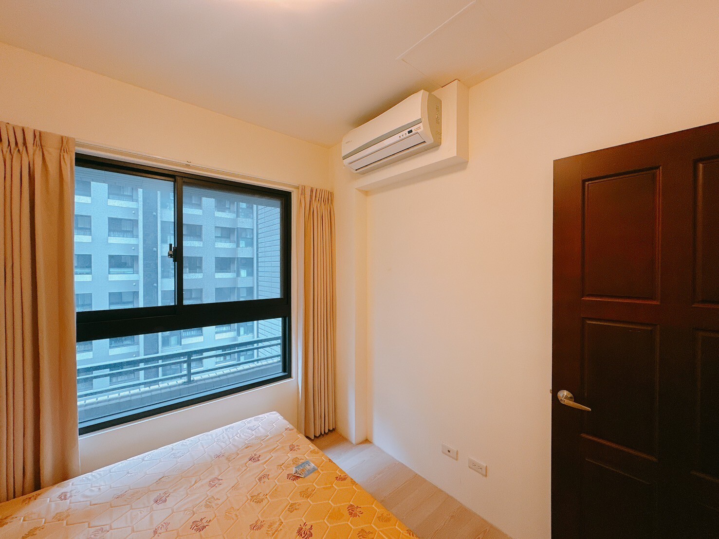 台中市西屯區太子雲世紀B區待售房屋