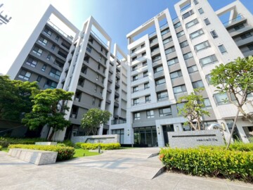 皇家極光待售房屋