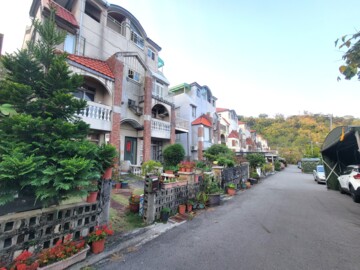 天星國家別墅待售房屋