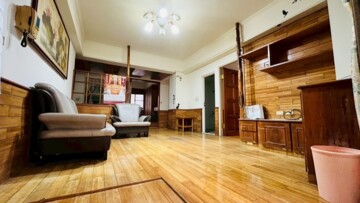 東區車位美3房出租 - Image 1