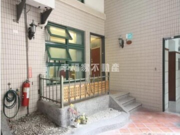 閱讀左岸待售房屋