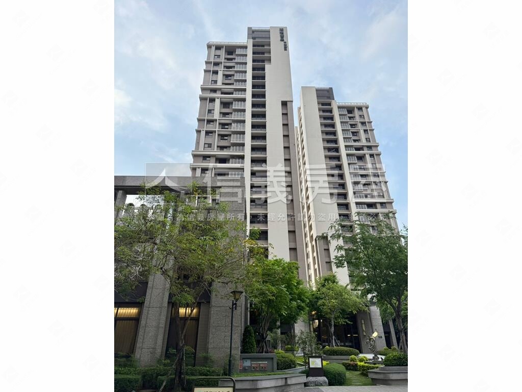 樂屋_台中市東區湖濱雙星待售房屋 台中市東區湖濱雙星待售房屋