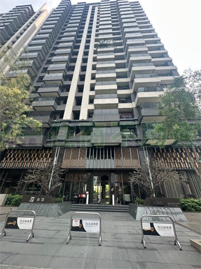 高雄大學優質三房平車