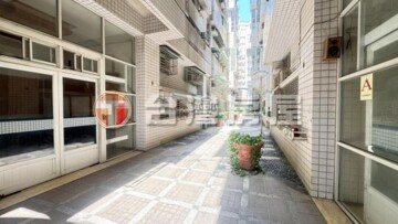 摩登大廈待售房屋
