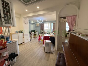 仁愛天廈待售房屋