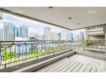 國際音樂廳待售房屋
