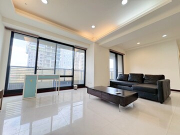 桂冠歐洲大樓區待售房屋