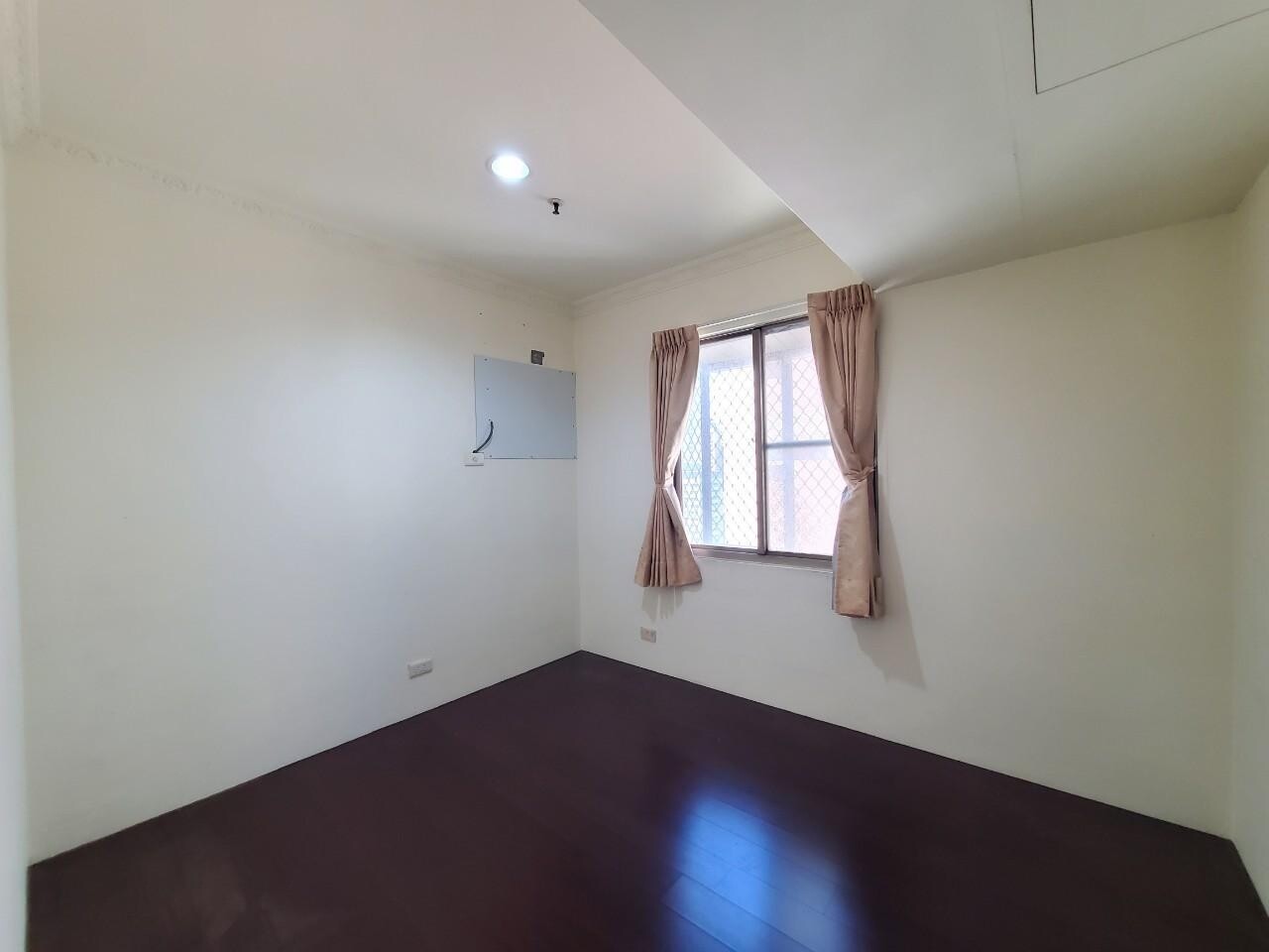 樂屋_高雄市苓雅區京華富邑待售房屋 高雄市苓雅區京華富邑待售房屋