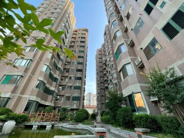 龍寶臻邸待售房屋