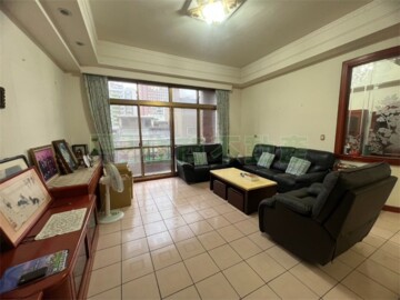 建成皇宮待售房屋