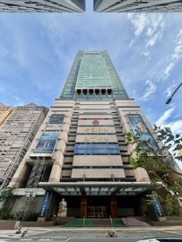 亞灣區85大樓雅緻套房 - Image 1
