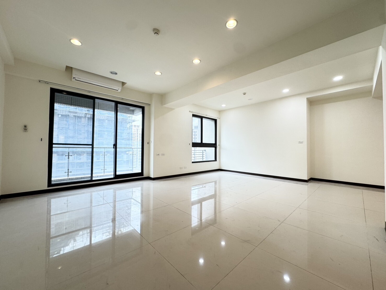 樂屋_新北市五股區合新NEW STAR世界之星待售房屋 新北市五股區合新NEW STAR世界之星待售房屋