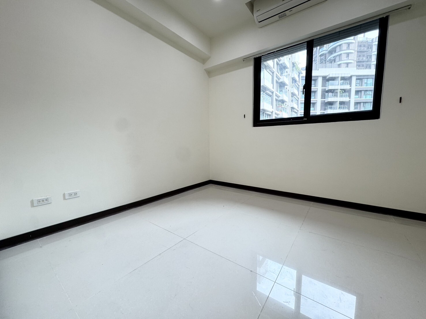 樂屋_新北市五股區合新NEW STAR世界之星待售房屋 新北市五股區合新NEW STAR世界之星待售房屋