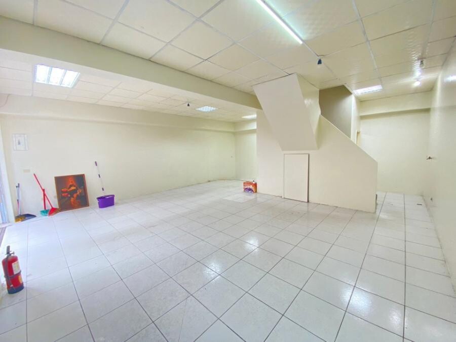 專任~中華大學大面寬挑高樓中樓可住可店